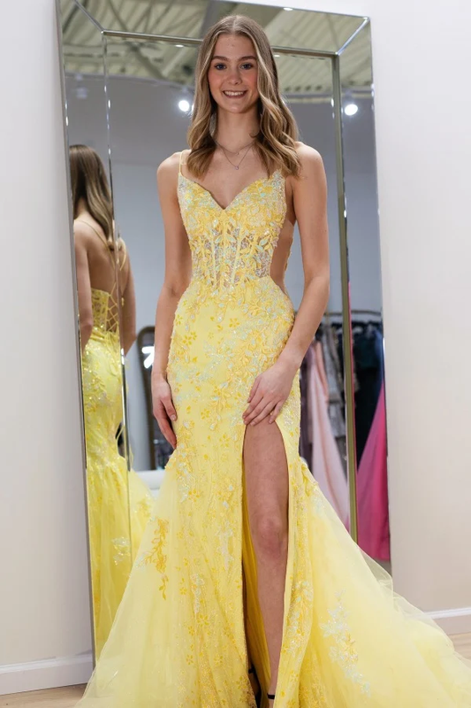 Sheath V Neck Spaghetti Straps Sleeveless Pleated Fully Sequins Appliques Prom Party Gown High Side Slit and Train Open Back Evening Dress