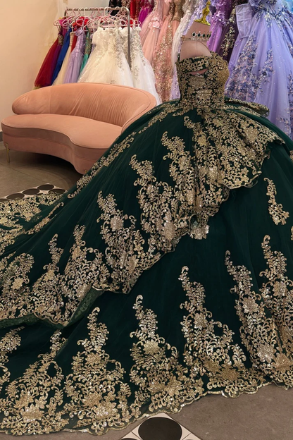 V Neck Off Shoulder Sleeveless Beaded Gold Appliques Ruffles Dark Green Sweet 15 Quinceañera Dress