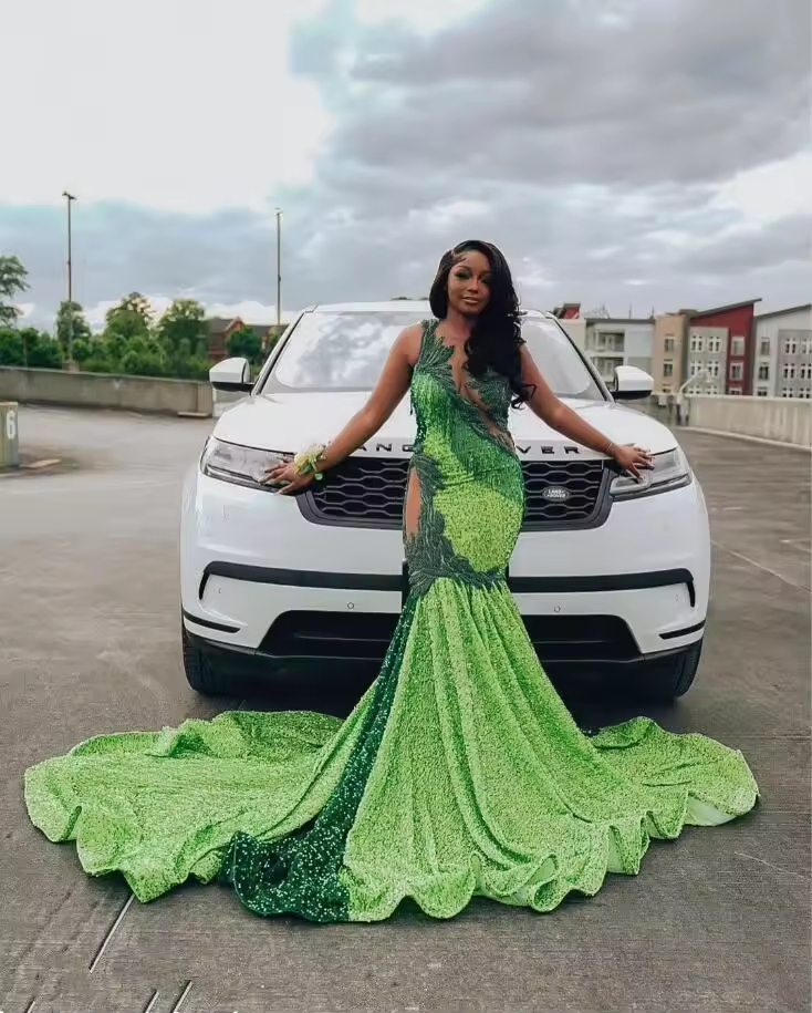 Emerald Green Trumpet Evening Formal Dress customsized Sparkly Crystal Black girl Couple Birthday Homecoming gown Velvet