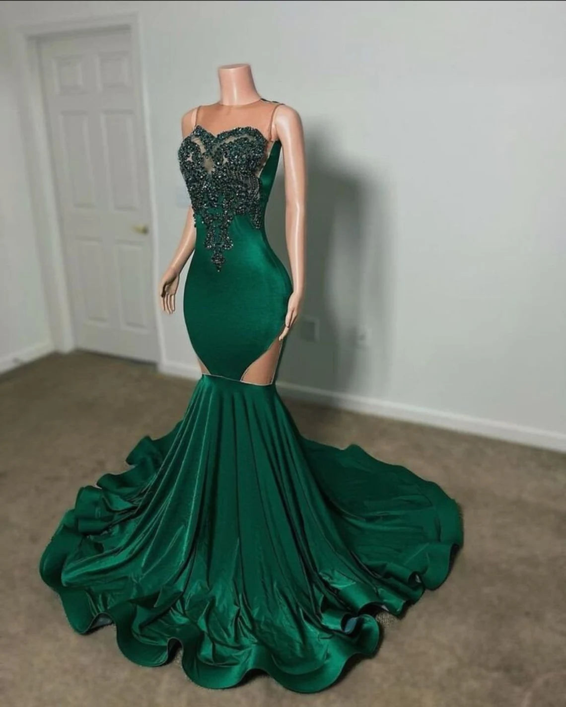 Beautiful long green velvet dress,Mermaid dress,Long Reception dress,Prom dress,Black girl dress,Wedding dress,Free shipping