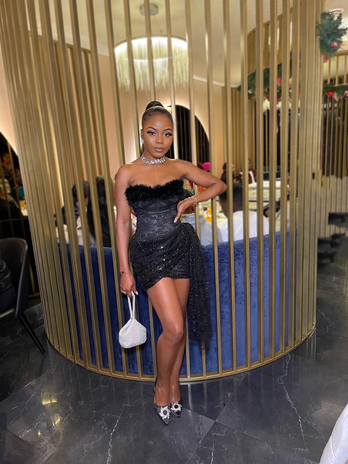 فستان حفلات أسود صغير لأعياد الميلاد والعشاء وحفلات الاستقبال