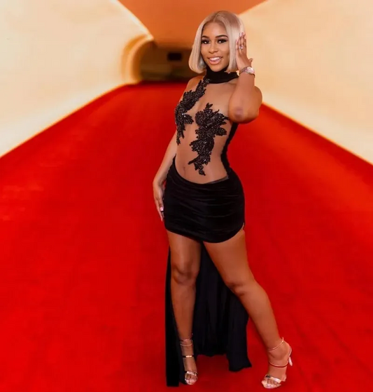Nuevos vestidos de fiesta de terciopelo negro con mangas largas, cuello transparente y cuentas, formales, para ocasiones especiales en la alfombra roja. 