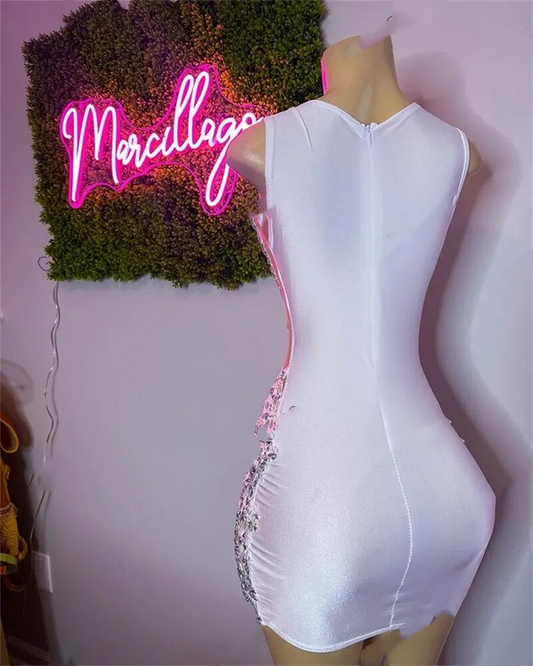 Vestido curto de baile sexy e transparente com decote redondo para meninas negras, vestidos de festa de aniversário com cristais e contas, mini vestido de coquetel estilo sereia