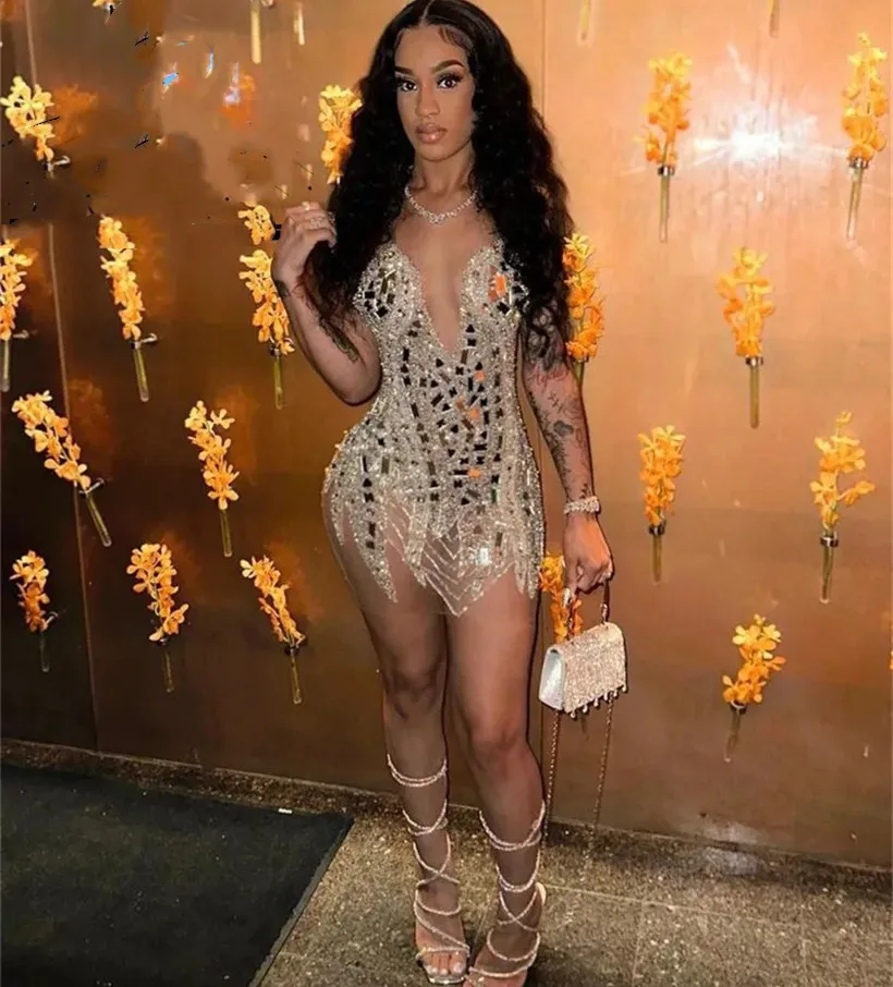 Vestidos de cóctel de cristal preciosos y sexys, cuello halter, longitud mini, vestidos de fiesta cortos, fiesta de cumpleaños, vestido de baile para chica rica